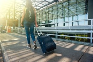 5 Tips to Ensure Safe Luggage Lifting